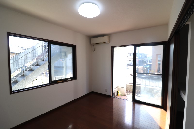 1階洋室 収納有