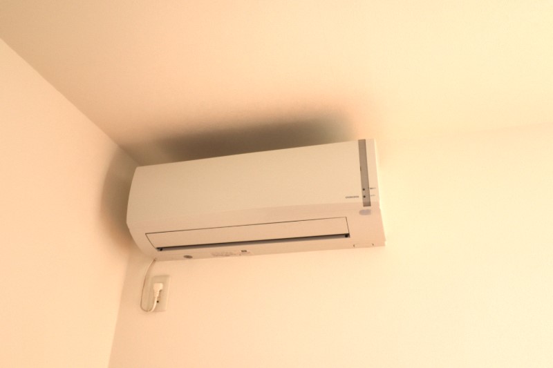 エアコン4台付き